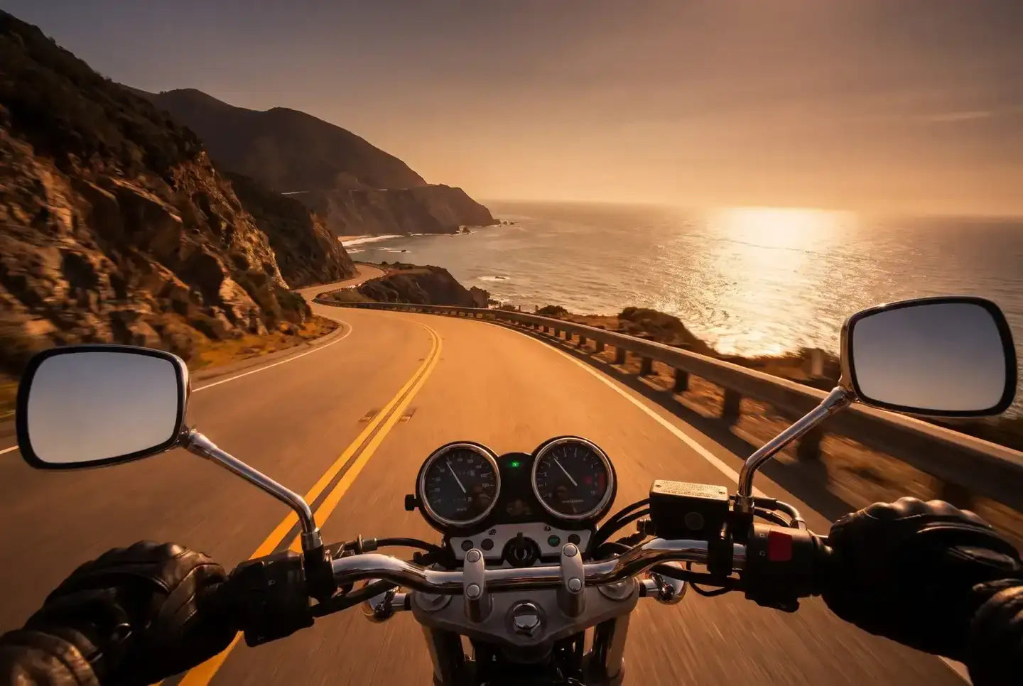 A coastal road seen from the driver's seat, the 135° field of view marked over it